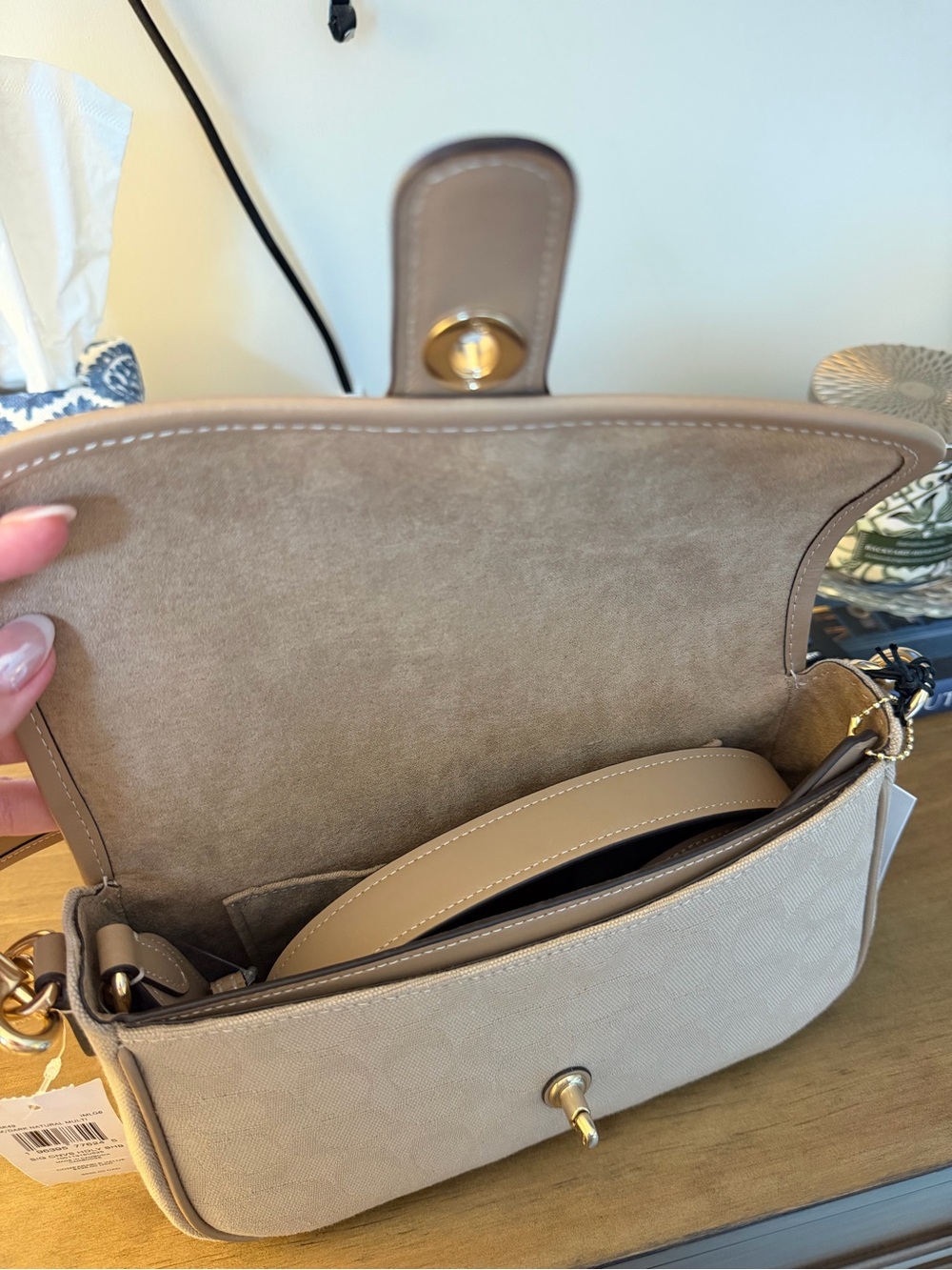 Coach Outlet Hadley Shoulder Bag With Signature Canvas - Picture 3 of 4